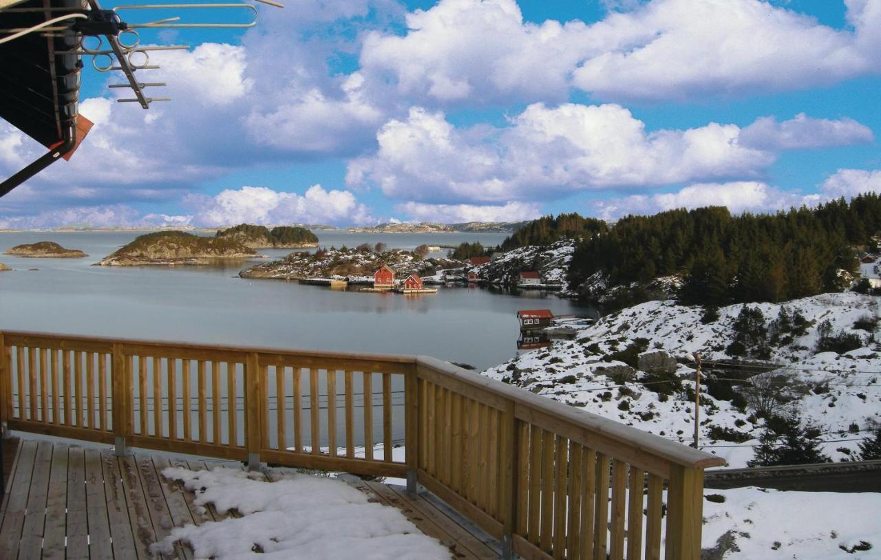 Gorgeous Home In Bekkjarvik With Wifi Екстериор снимка